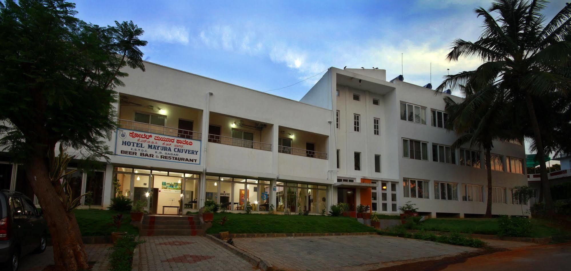 Kstdc Hotel Mayura Kauvery Krs Hosa Kannambādi Buitenkant foto