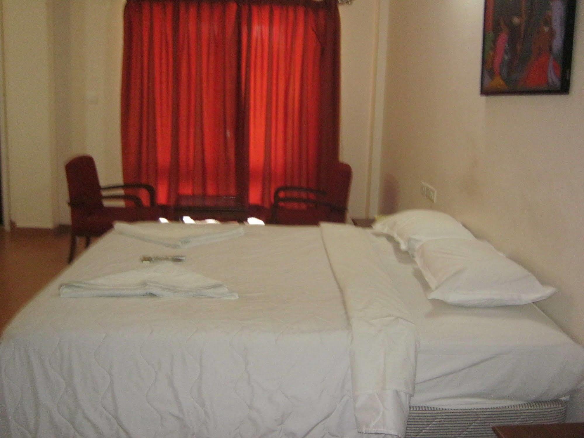 Kstdc Hotel Mayura Kauvery Krs Hosa Kannambādi Buitenkant foto