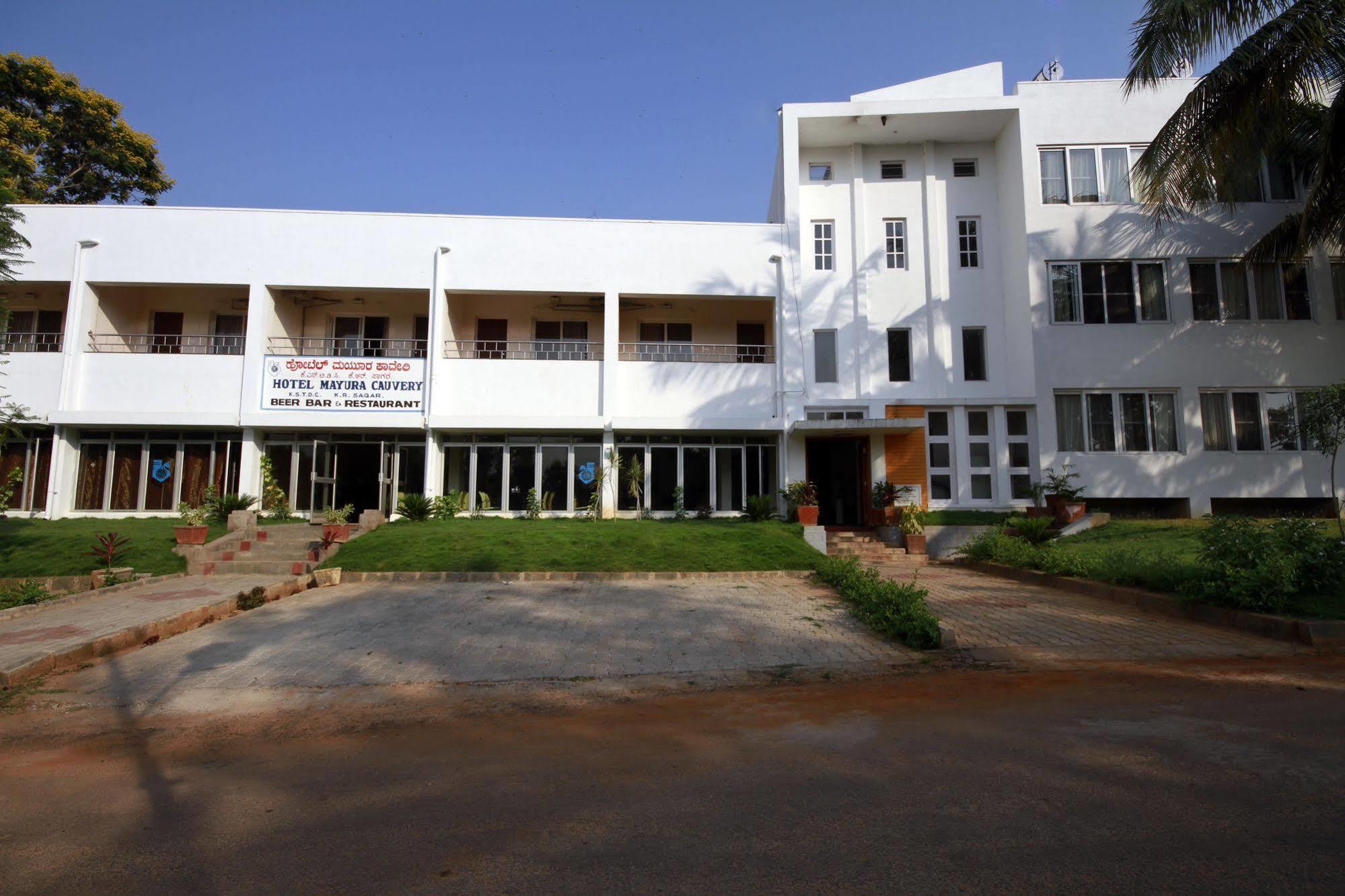 Kstdc Hotel Mayura Kauvery Krs Hosa Kannambādi Buitenkant foto